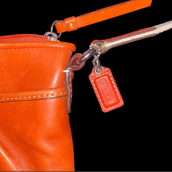 Coach | Crossbody - Picture 2 of 7